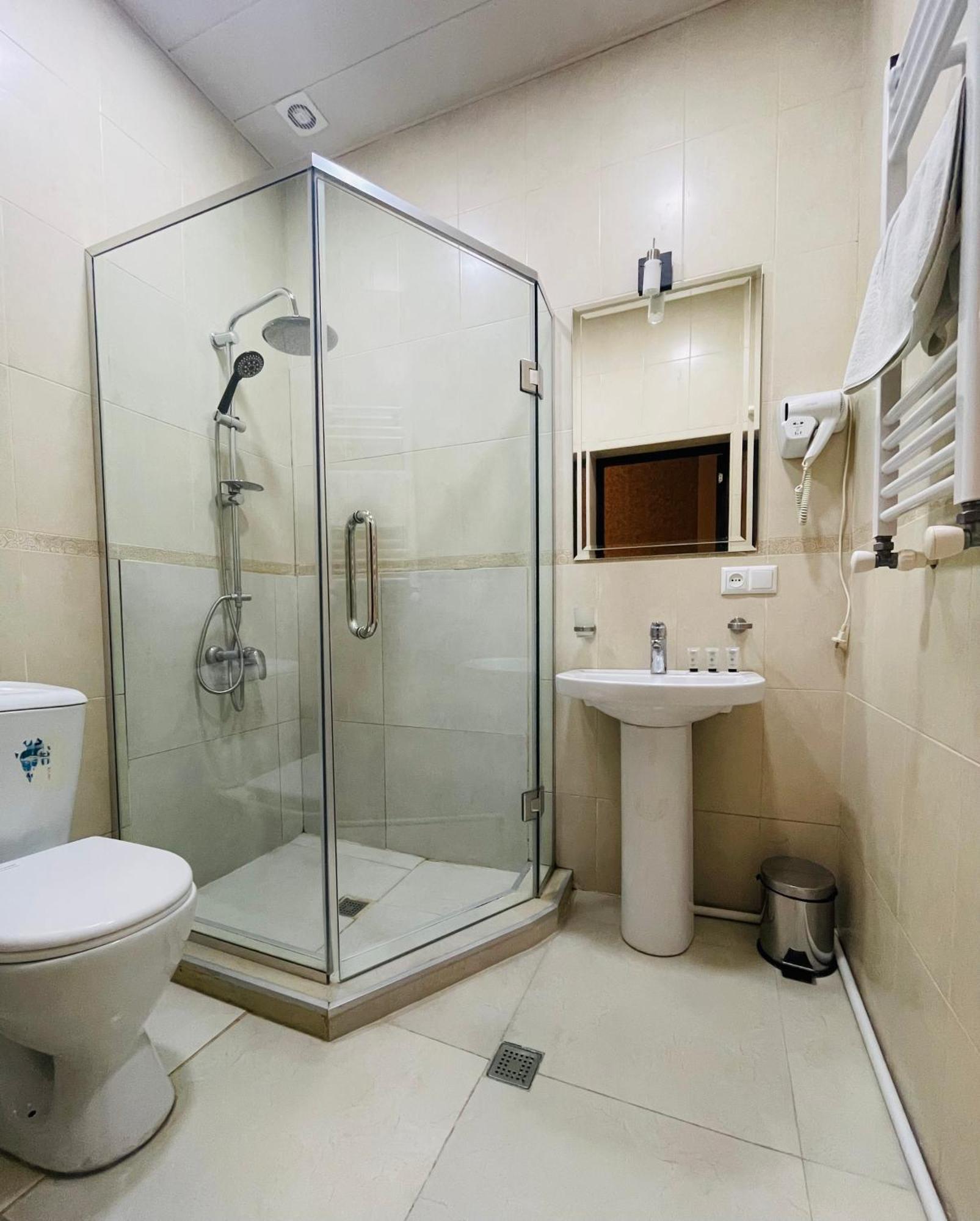 2Nd Floor Hotel Tiflis Exterior foto